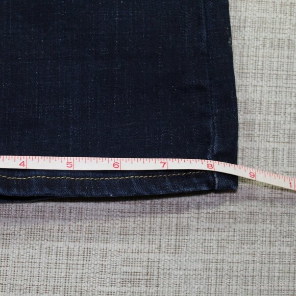NWOT Levi's Women’s Size 10 Classic Bootcut Dark Blue Jeans - Picture 8 of 8